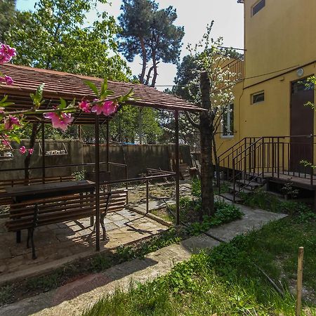 Apartment Gardens 44 Tbilisi Exterior foto