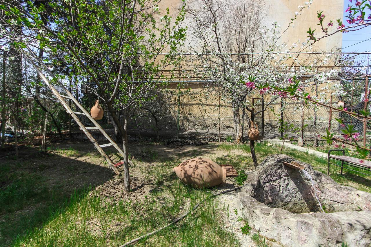 Apartment Gardens 44 Tbilisi Exterior foto